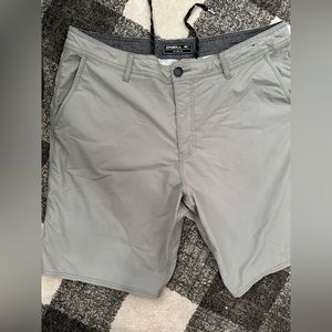 O’Niell Gray Shorts 🌊 Size 38